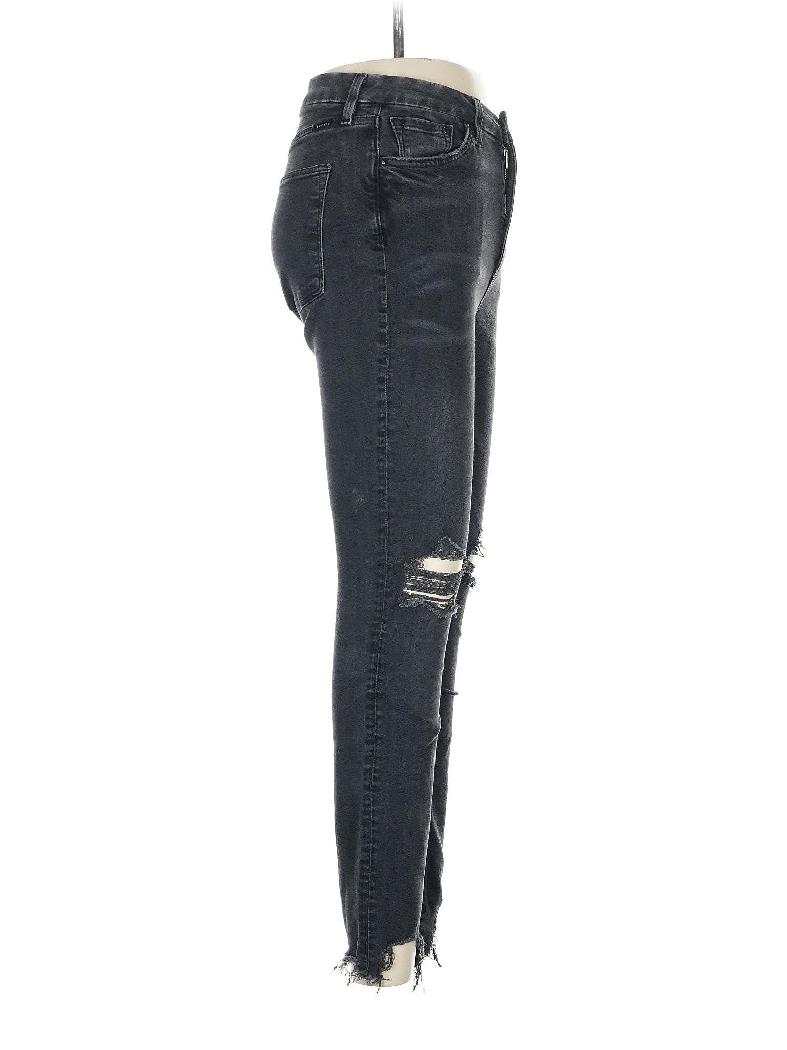 3 waist size - 28