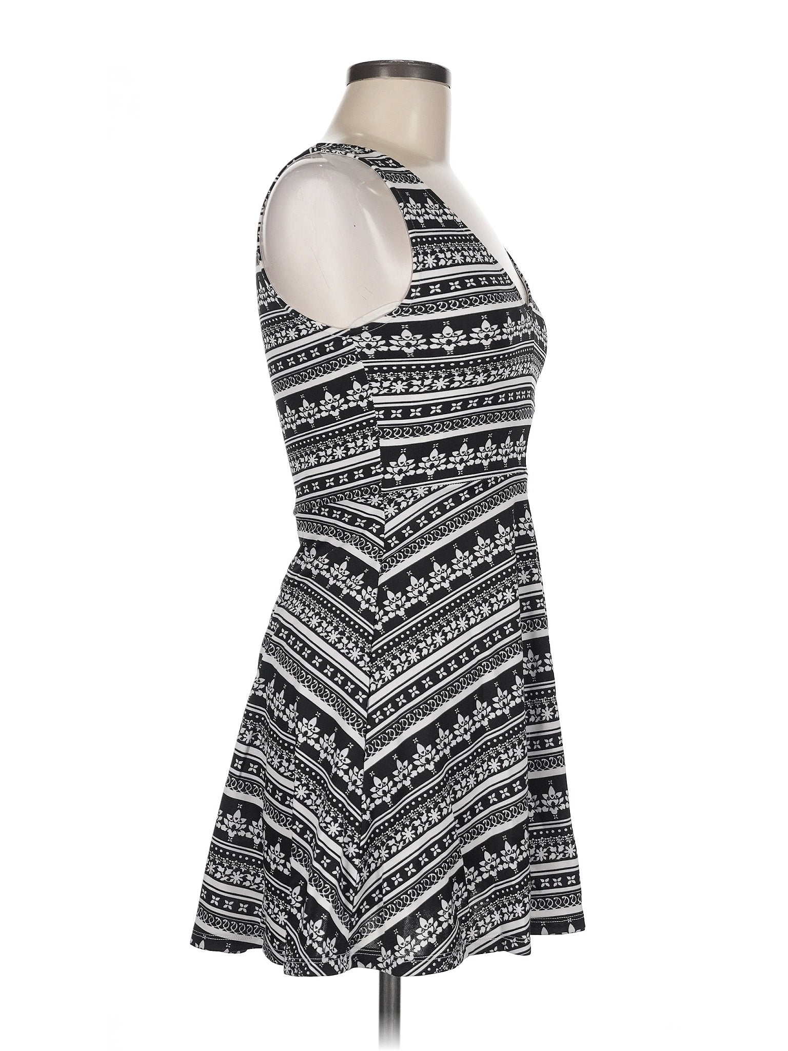 3 size - 8
