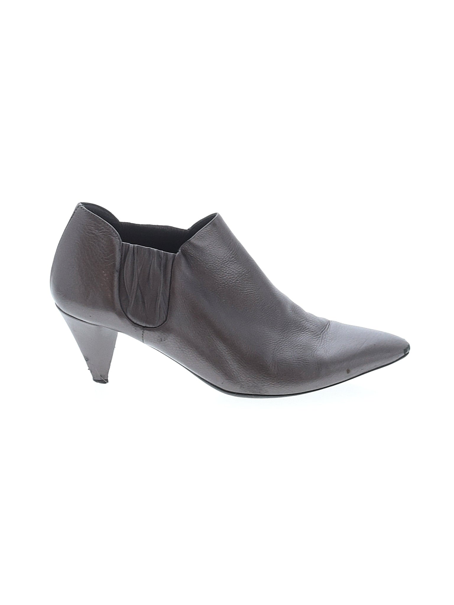 1 shoe size - 38 (EU)