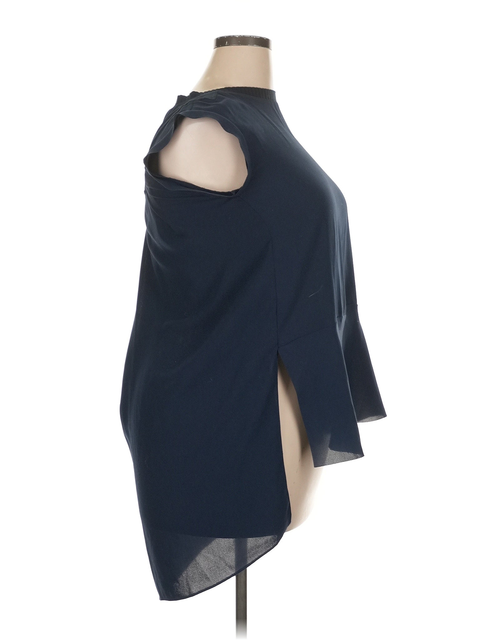 3 size - 32 W