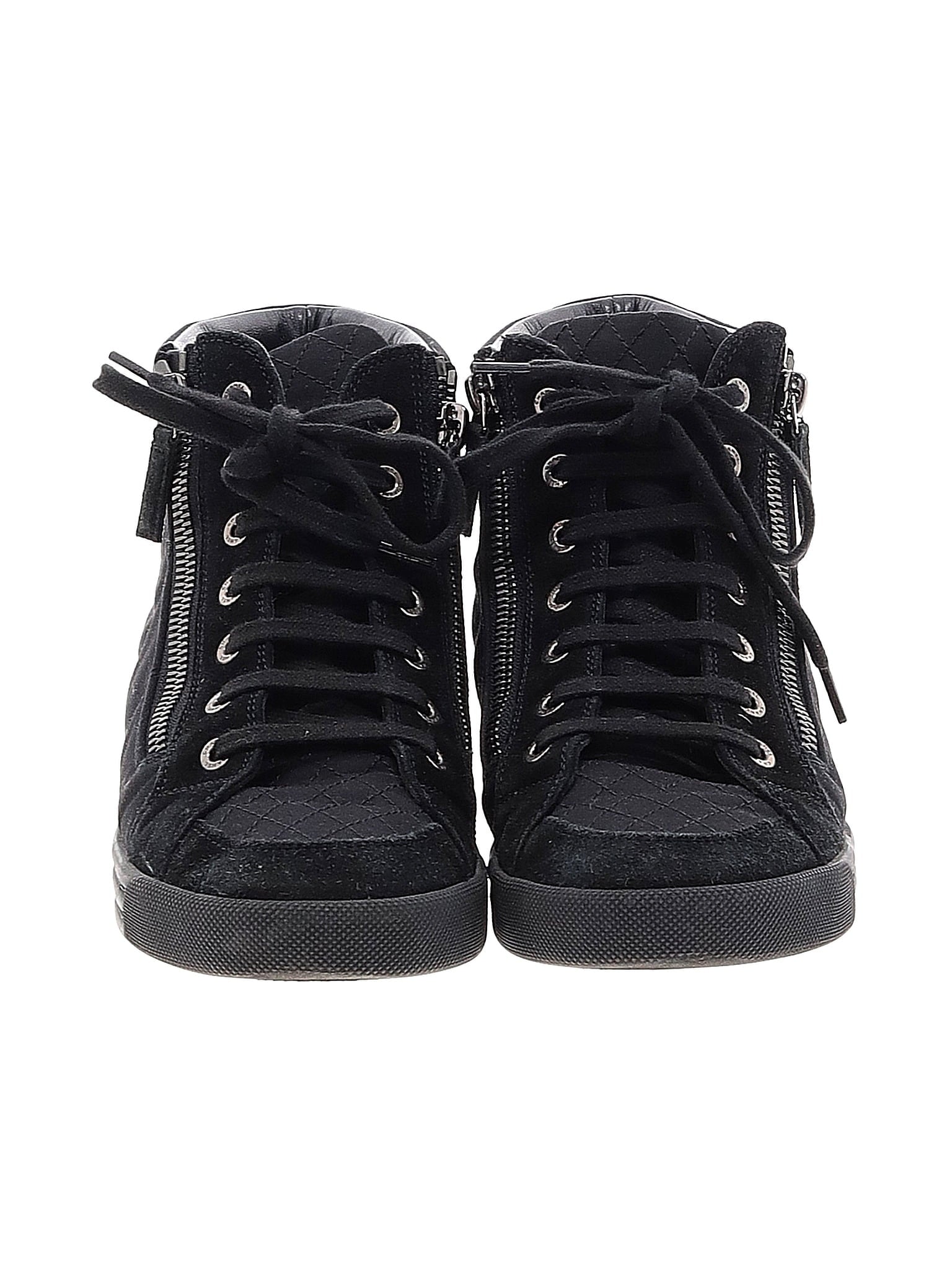 2 shoe size - 38.5 (EU)