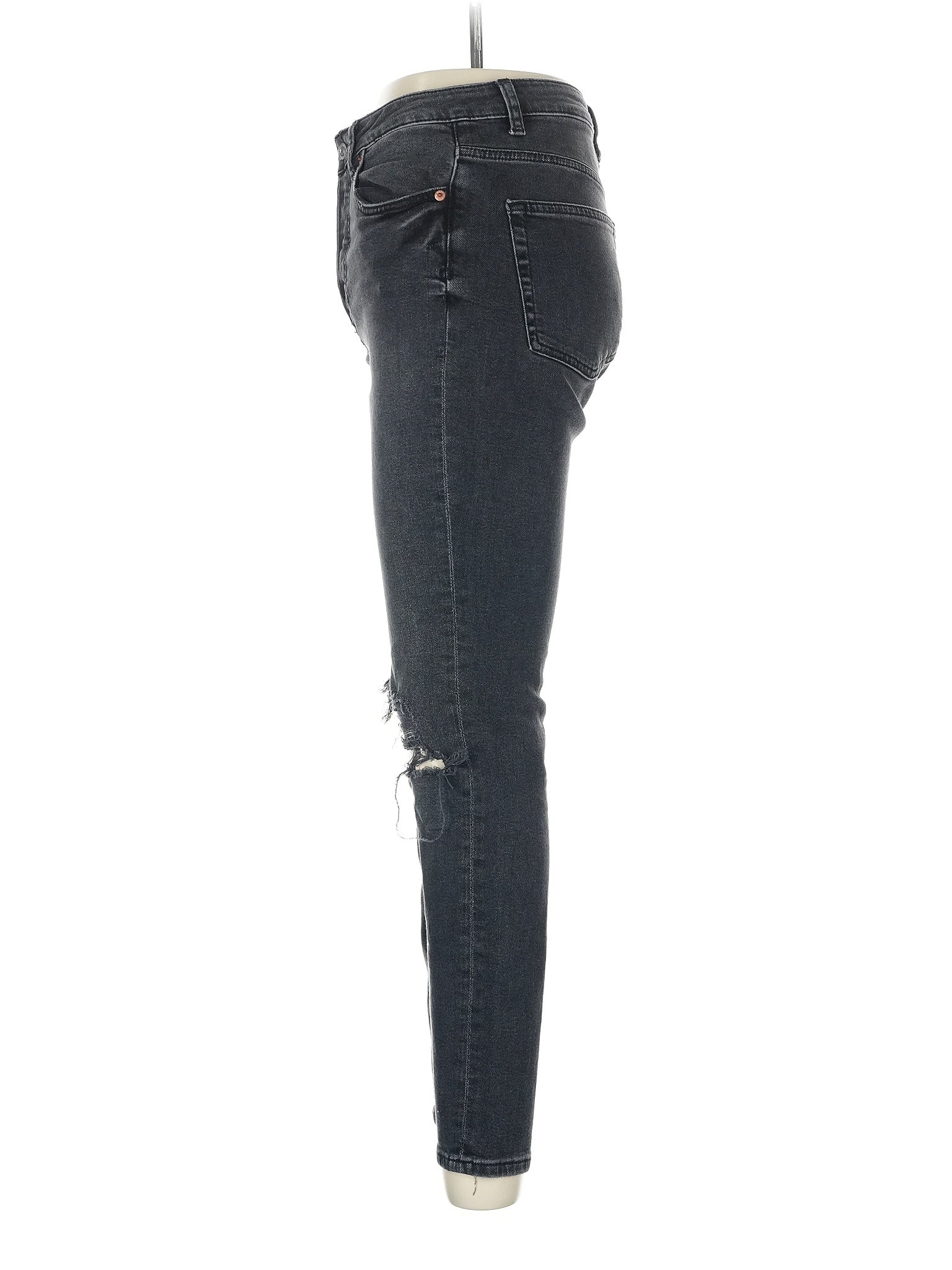 4 waist size - 28