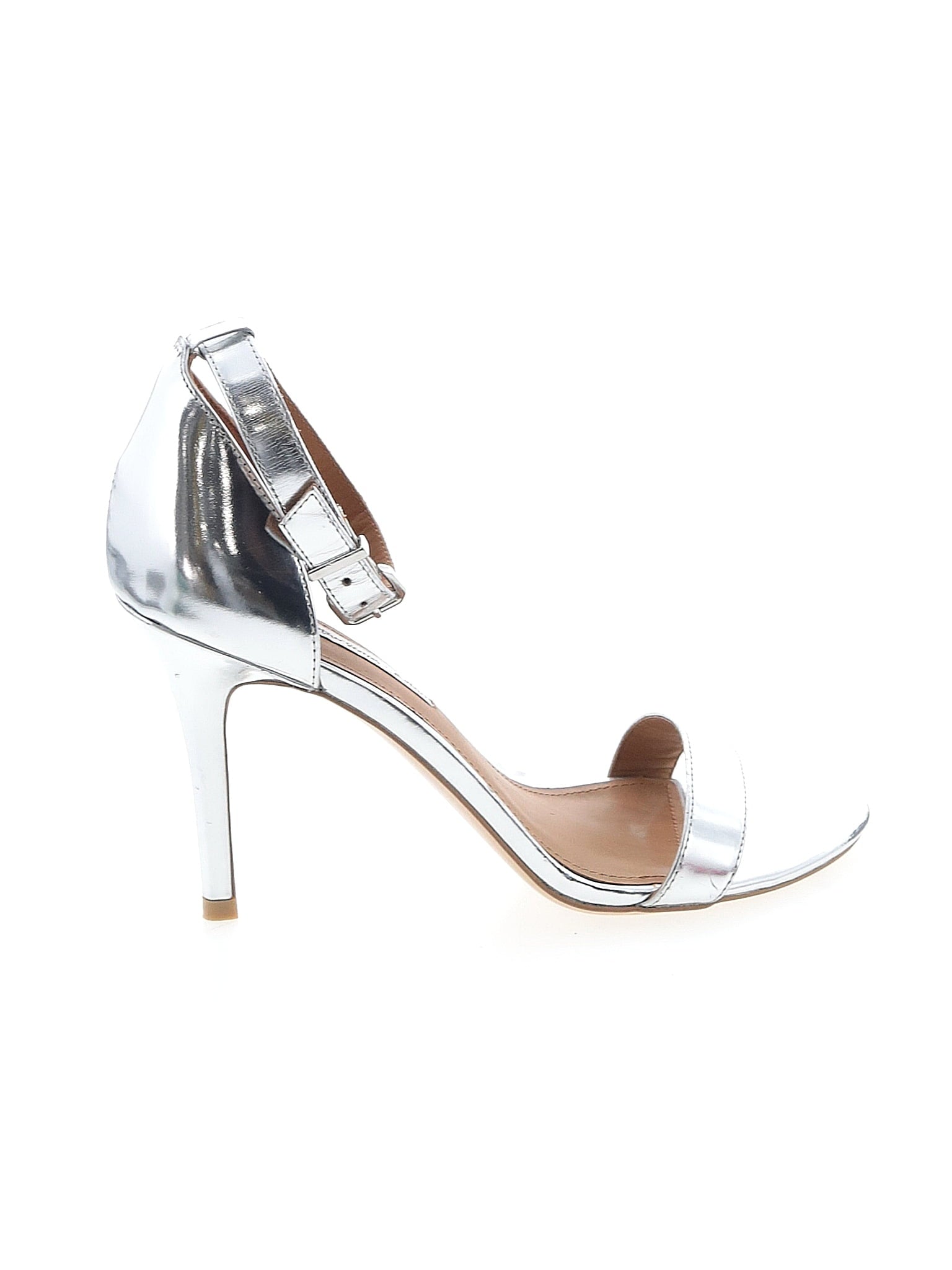 1 shoe size - 39 (EU)