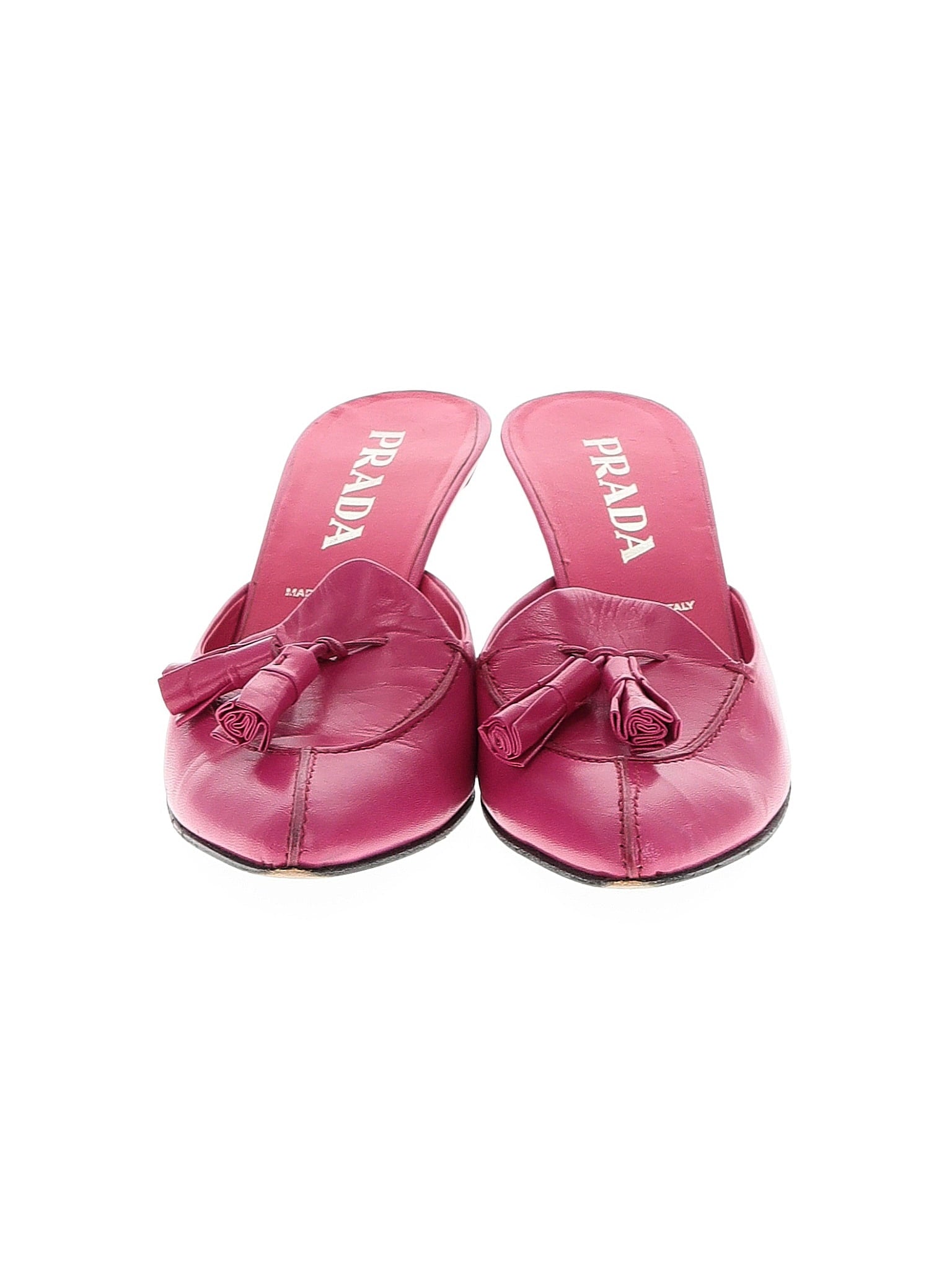2 shoe size - 38.5 (EU)