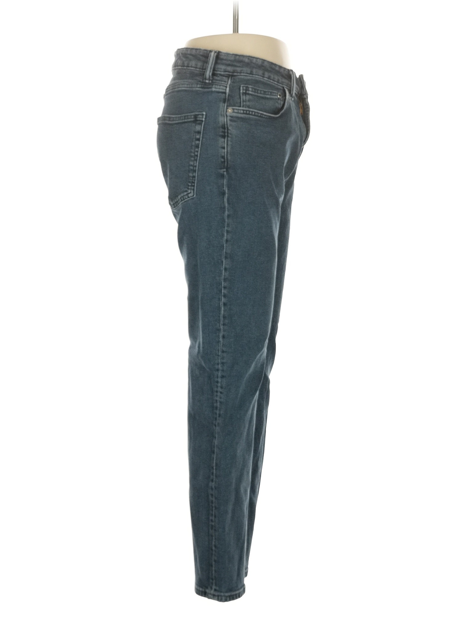 3 waist size - 28