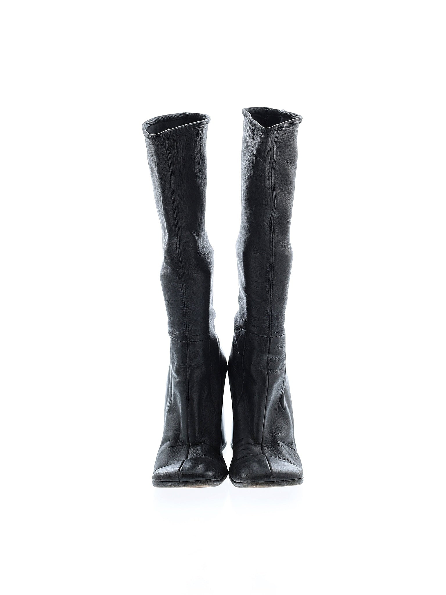 2 shoe size - 37 (EU)