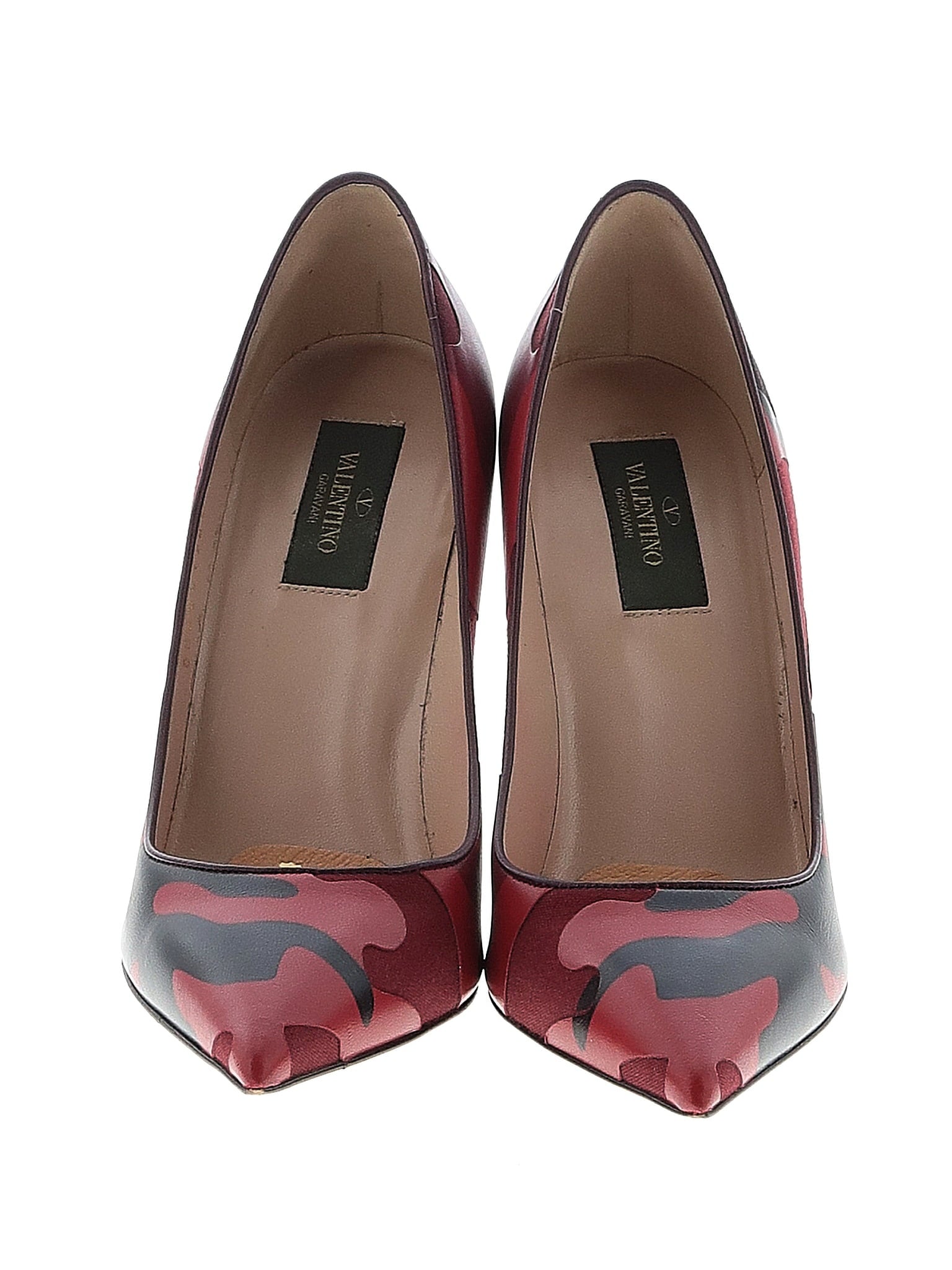 2 shoe size - 38.5 (EU)