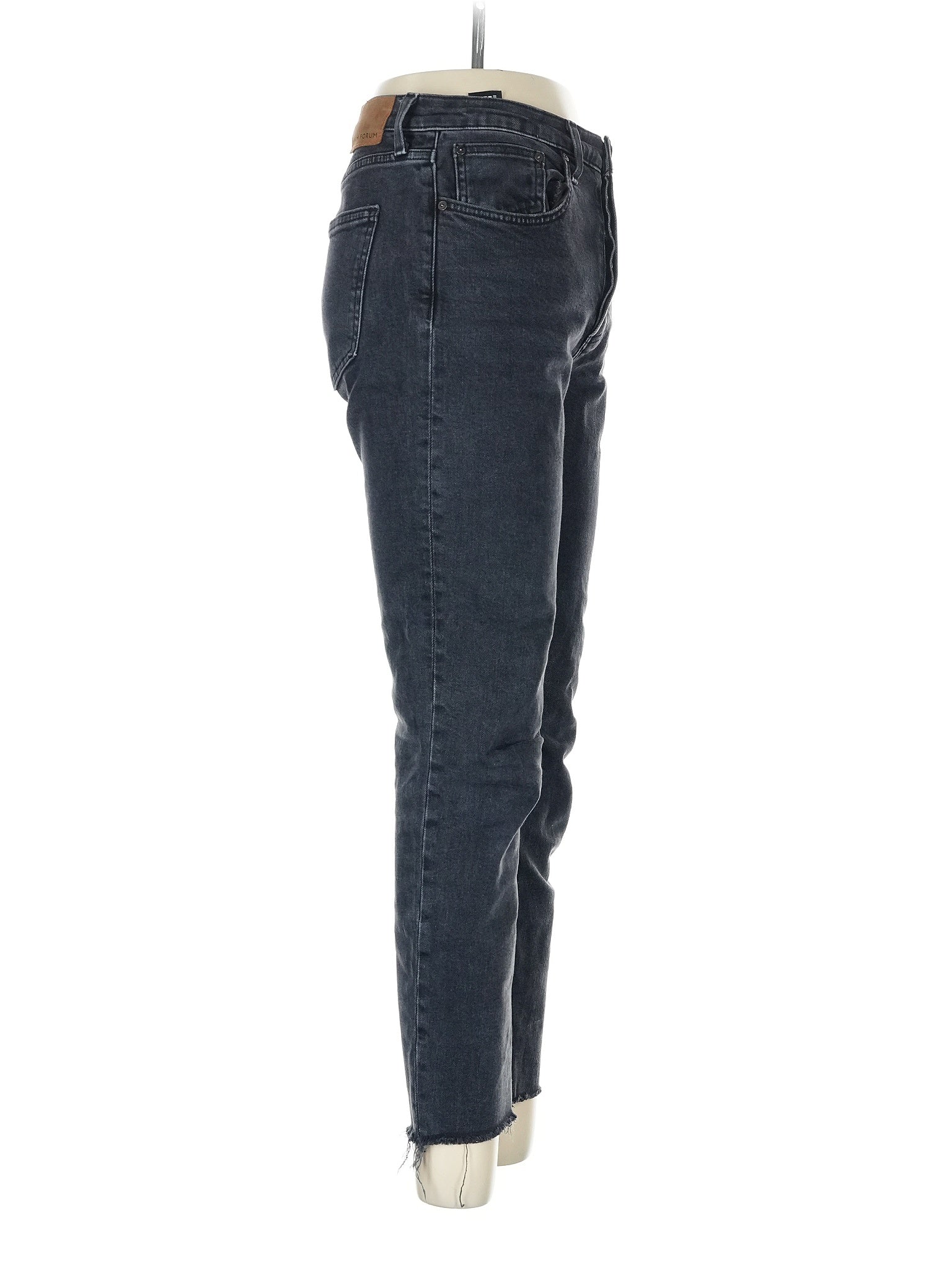 3 waist size - 28