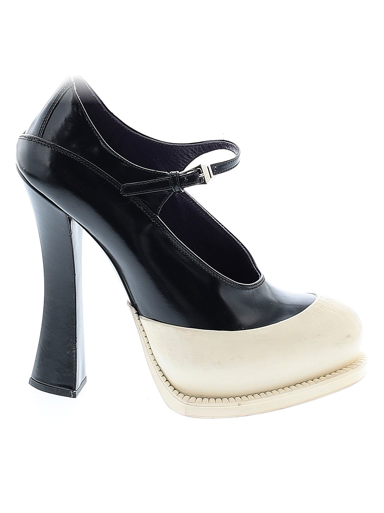 1 shoe size - 36 (EU)