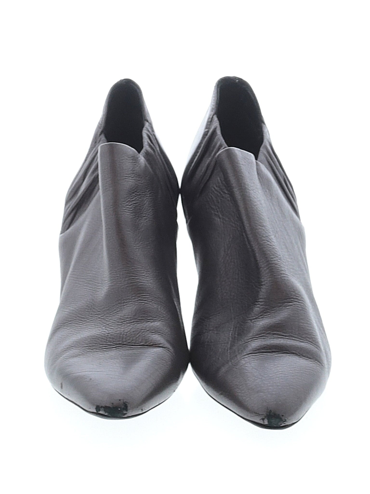 2 shoe size - 38 (EU)
