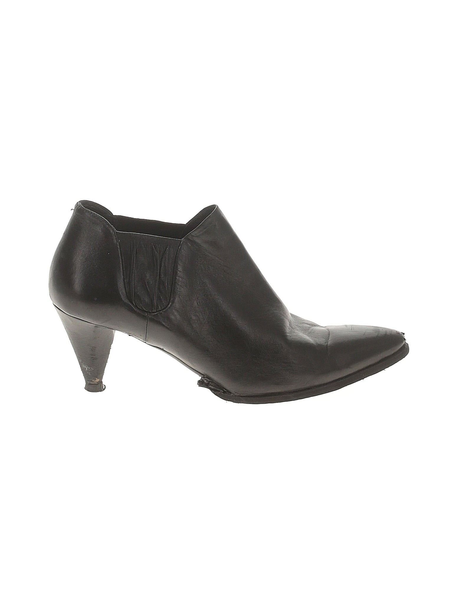 1 shoe size - 38 (EU)