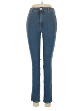 1 waist size - 28