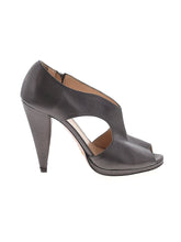 1 shoe size - 38.5 (EU)