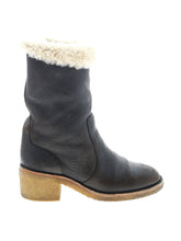 1 shoe size - 38 (EU)