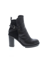 1 shoe size - 38 (EU)