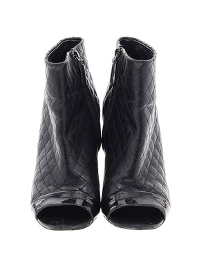 2 shoe size - 39 (EU)