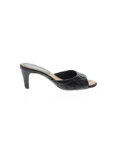 1 shoe size - 38 (EU)