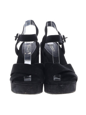 1 shoe size - 38 (EU)
