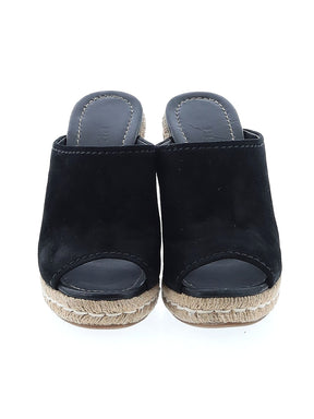 2 shoe size - 38.5 (EU)