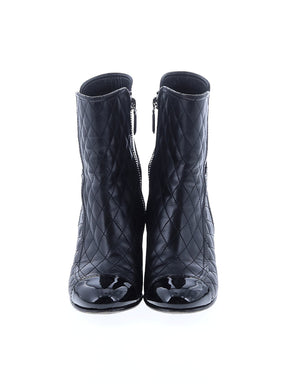 2 shoe size - 39 (EU)