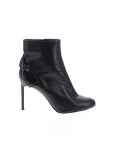 1 shoe size - 40 (EU)