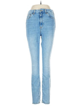 1 waist size - 28
